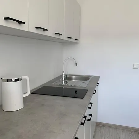 In شقة بالانغا